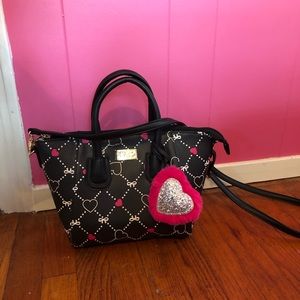 NWOT Betsey Johnson Hearts and Bows Handbag